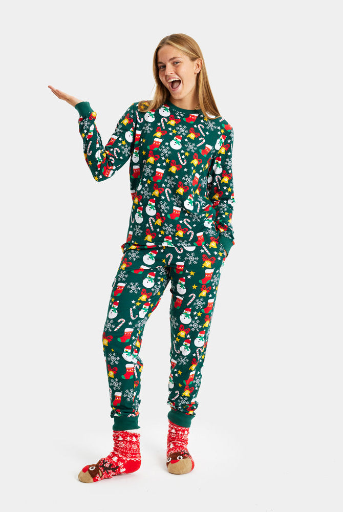 Pijama Navideña para Familia Verde con Motivos Navideños mujer