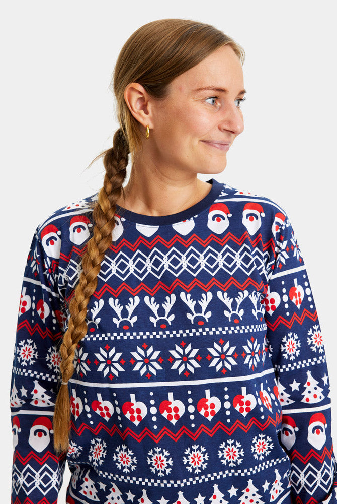 Pijama Navideña Mujer Familia con Papá Noel, Árboles y Corazones