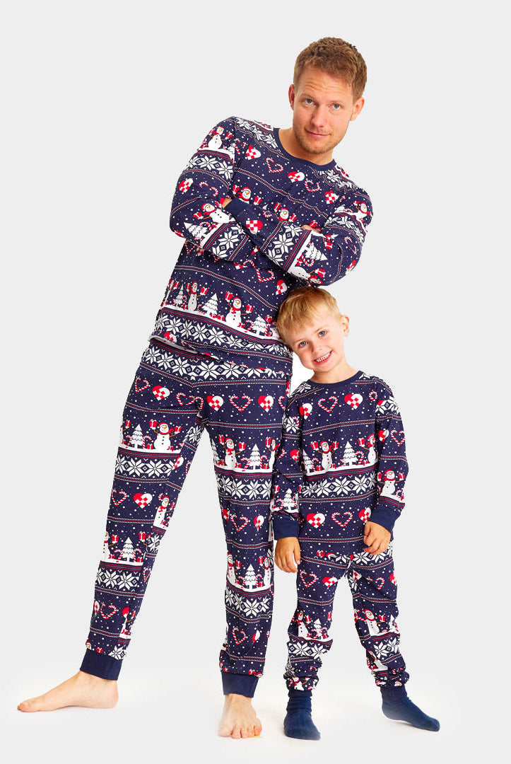 Pijama Navideña para Familia Azul con Muñecos de Nieve y Corazones