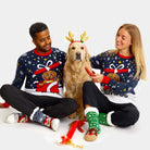 Suéter de Navidad para Hombre Feliz Navidog pareja con perro