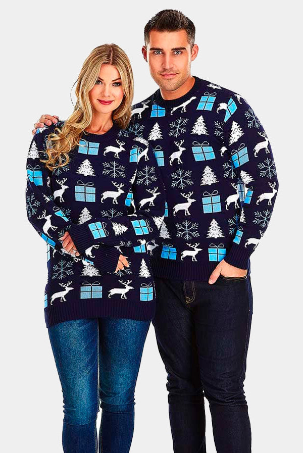 sueter de Navidad Parejas Azul con Renos, Regalos y Pinos