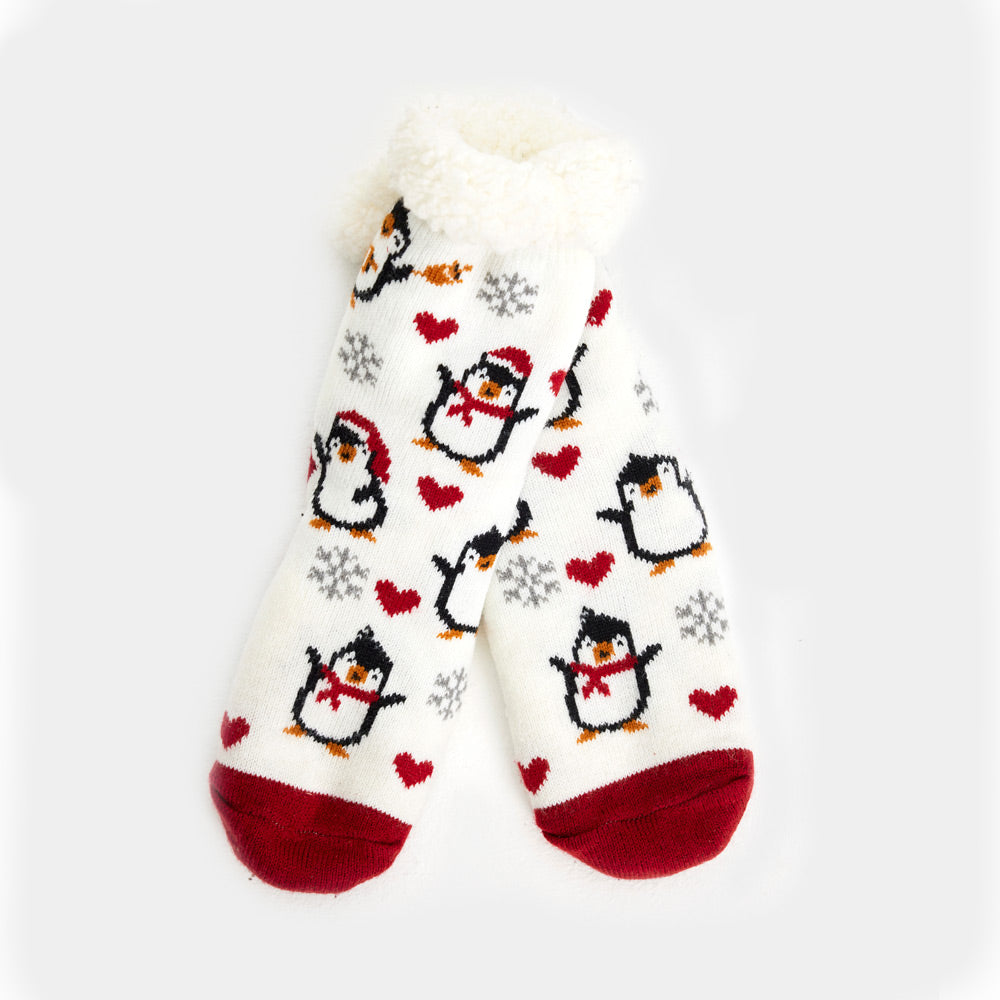 Calcetas Navideñas Afelpadas Blancos Pingüinos y Corazones