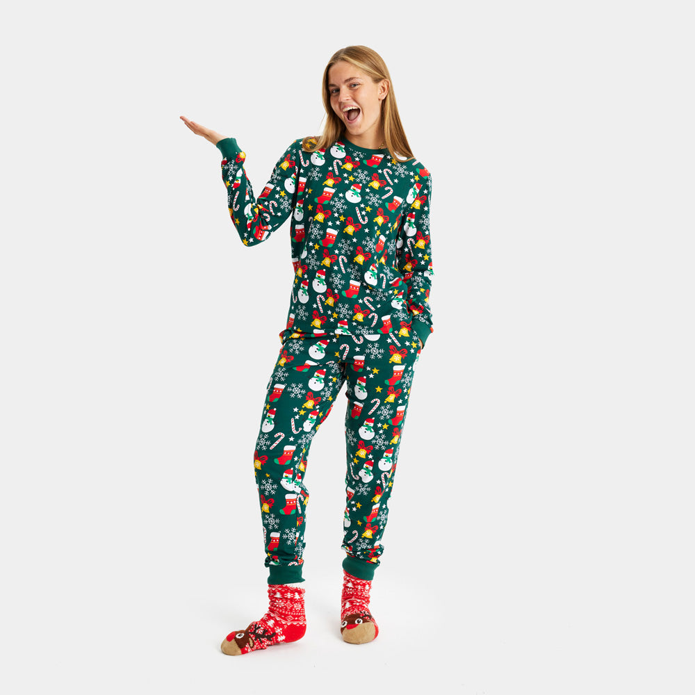 Pijama Navideña para Mujer Verde con Motivos Navideños
