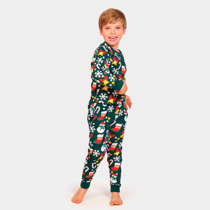Pijama Navideña para Niños Verde con Motivos Navideños