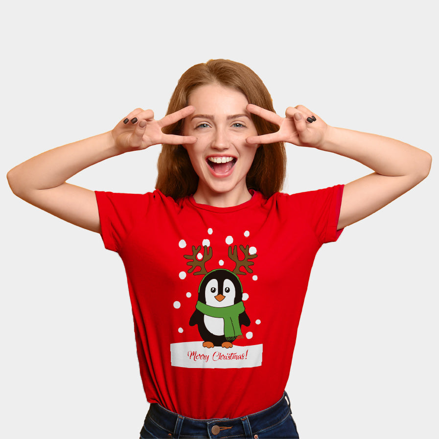 Playera Navideña para Familia Roja con Pingüino mujer