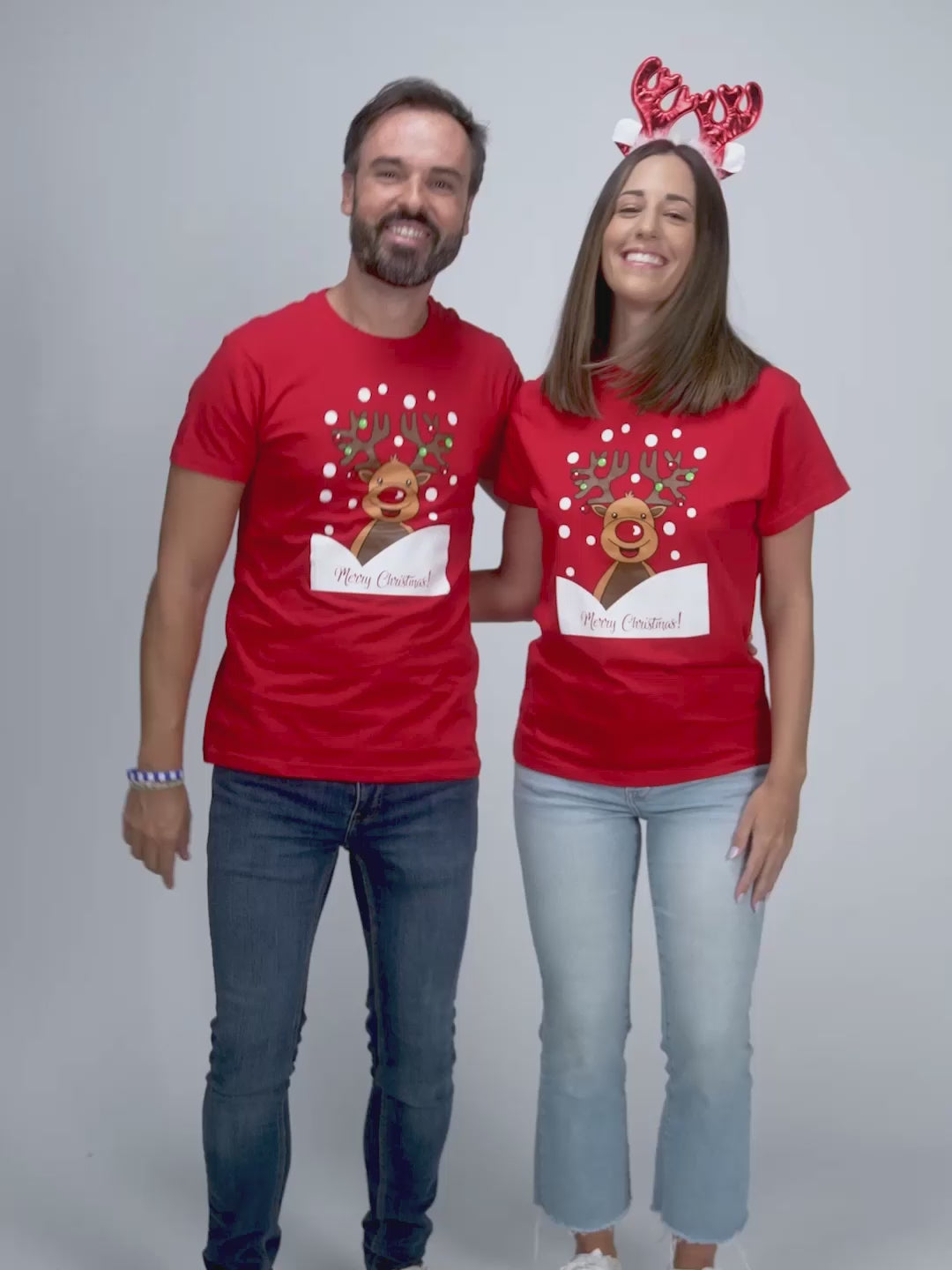 Playera Navideña Mujer y Hombre Roja Reno Rudolph