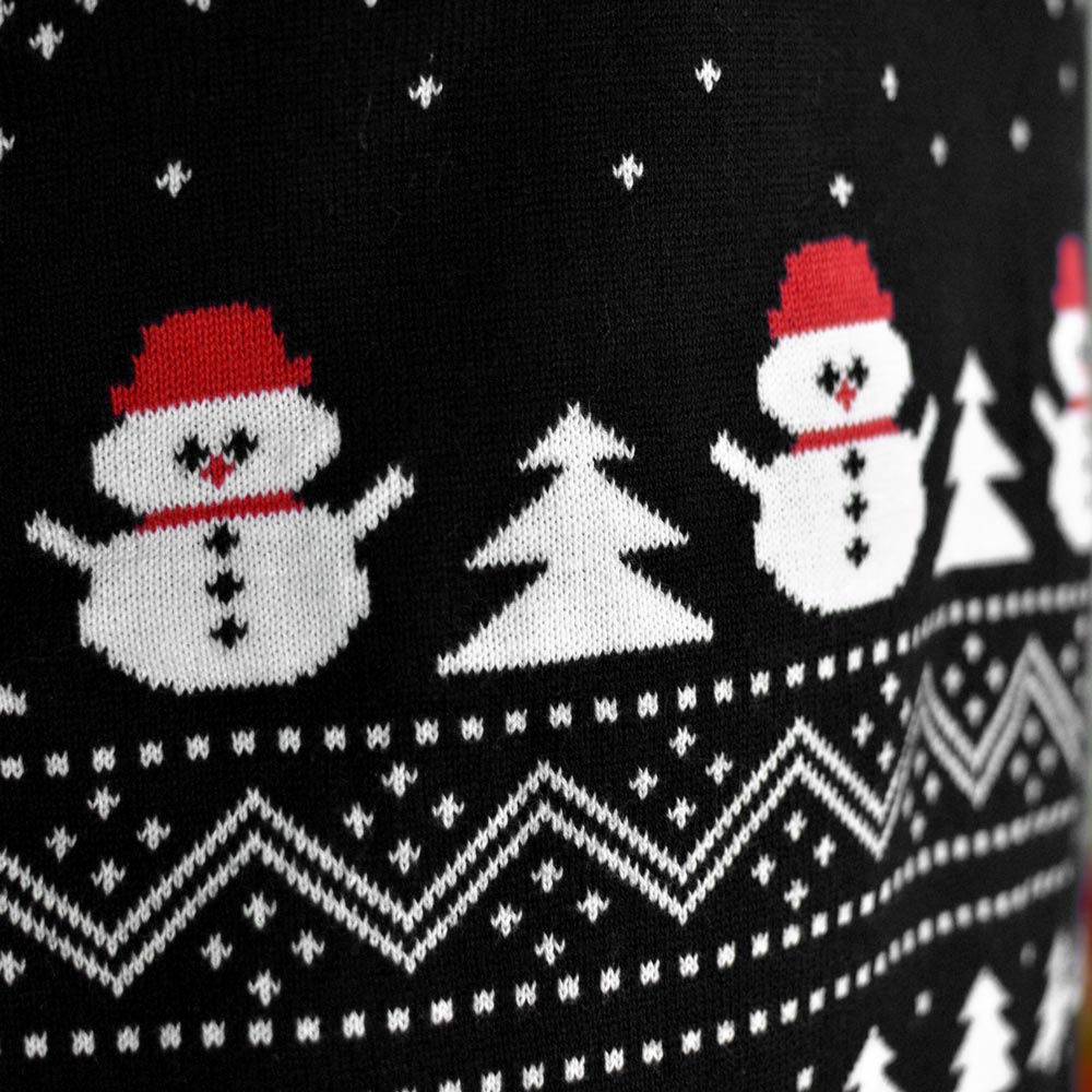 Suéter de Navidad Negro detalle Árboles, Muñecos y Papá Noel