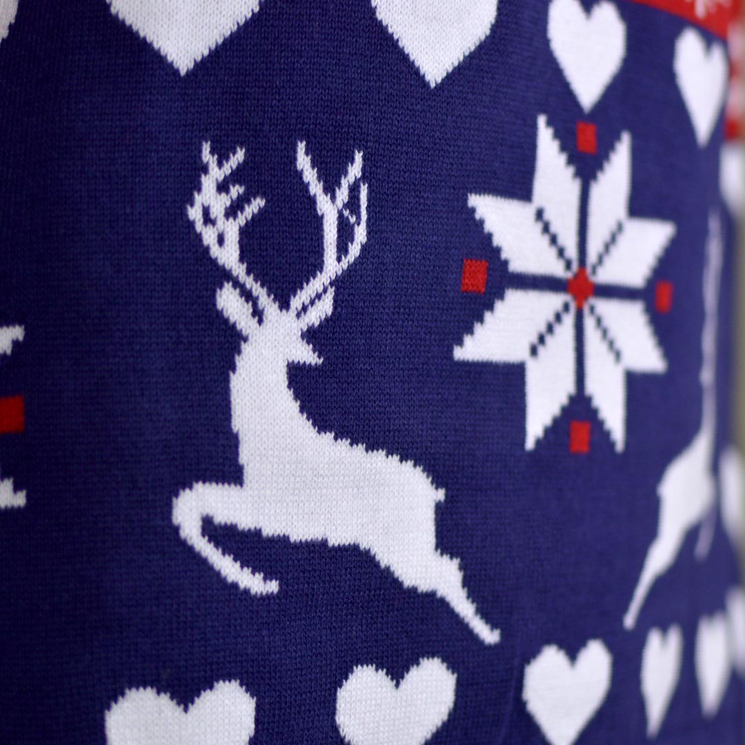 Suéter de Navidad para Familia Renos y Corazones Azul y Rojo Detalle Reno